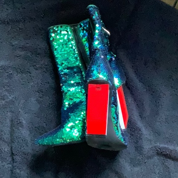 Gorgeous… Stop them in your walk… - Picture 3 of 4